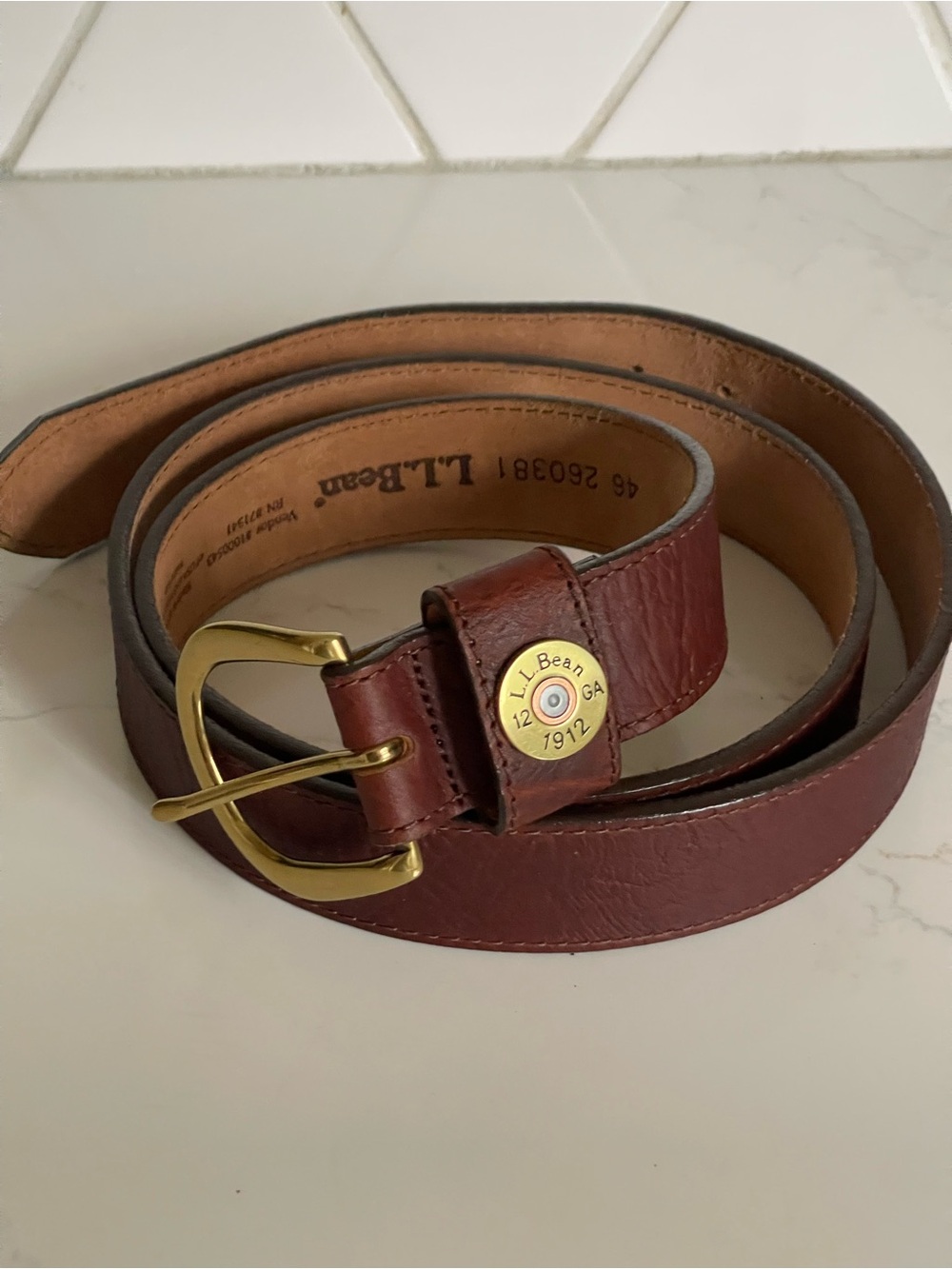 L.L. Bean Men's Leather Belt in Chestnut Brown with Brass Buckle